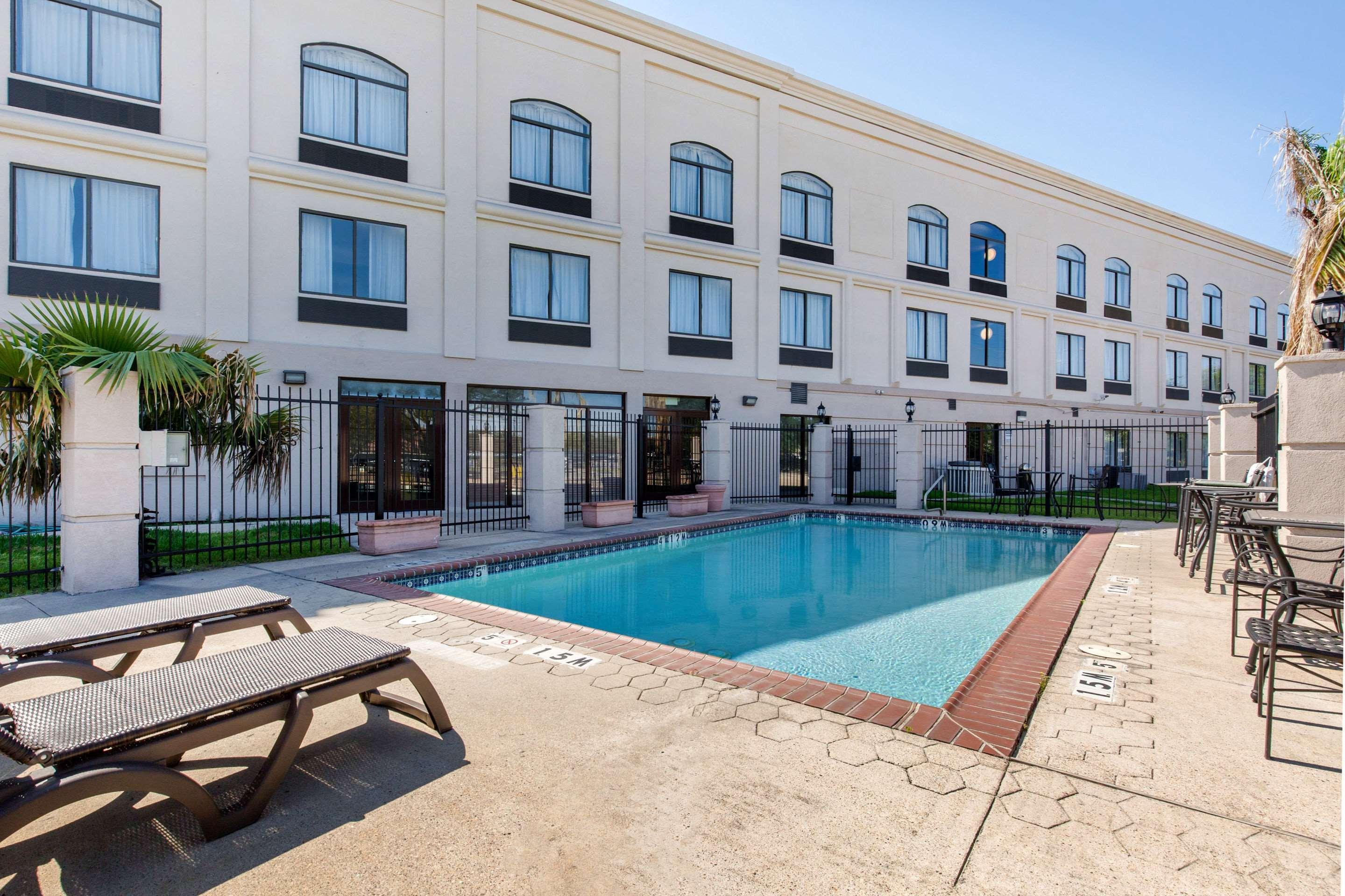 Comfort Inn & Suites Sw Houston Sugarland Exterior foto
